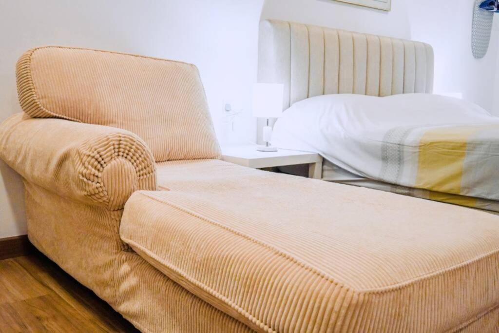 Apple Home 2 At Menara Simfoni, King Size Bed, Cheras, Nexflix, Wifi, Parking Seri Kembangan Eksteriør bilde