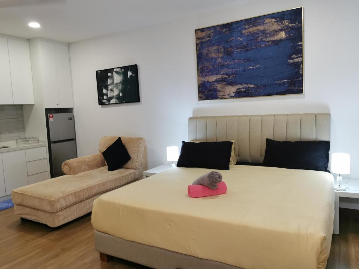Apple Home 2 At Menara Simfoni, King Size Bed, Cheras, Nexflix, Wifi, Parking Seri Kembangan Eksteriør bilde