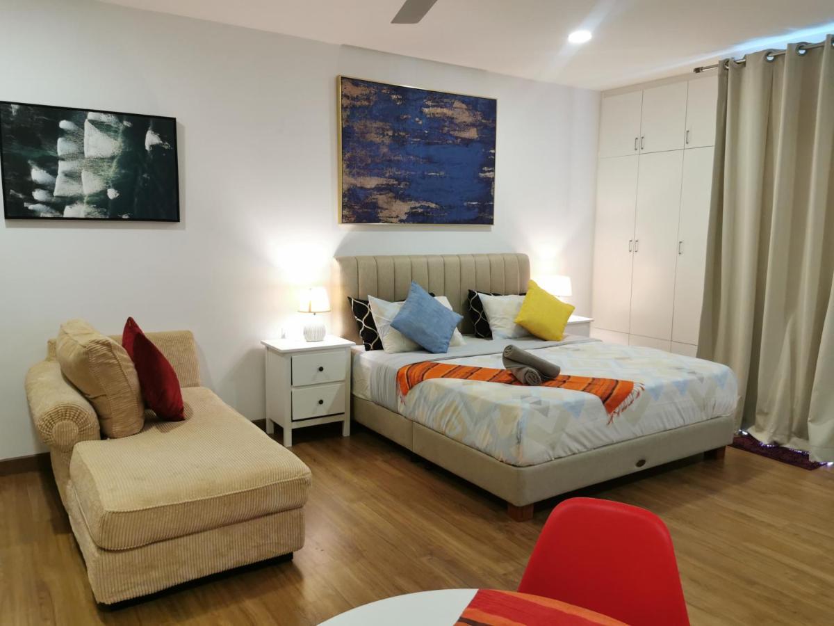 Apple Home 2 At Menara Simfoni, King Size Bed, Cheras, Nexflix, Wifi, Parking Seri Kembangan Eksteriør bilde