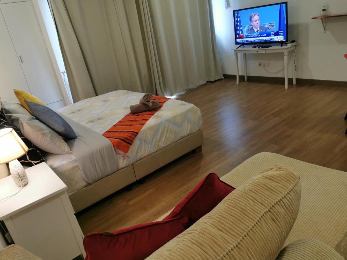 Apple Home 2 At Menara Simfoni, King Size Bed, Cheras, Nexflix, Wifi, Parking Seri Kembangan Eksteriør bilde