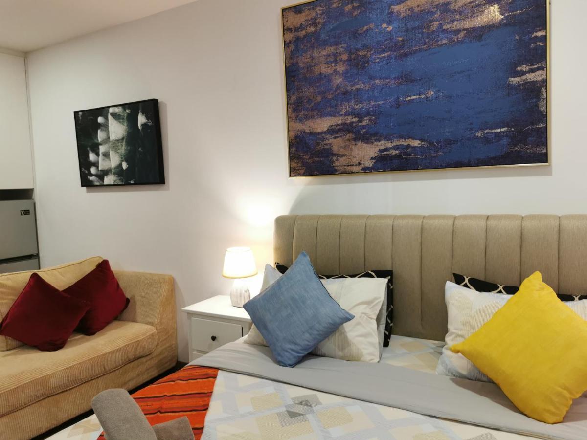 Apple Home 2 At Menara Simfoni, King Size Bed, Cheras, Nexflix, Wifi, Parking Seri Kembangan Eksteriør bilde